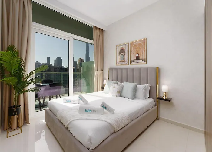 Contemporary Apartment With Burj Khalifa View