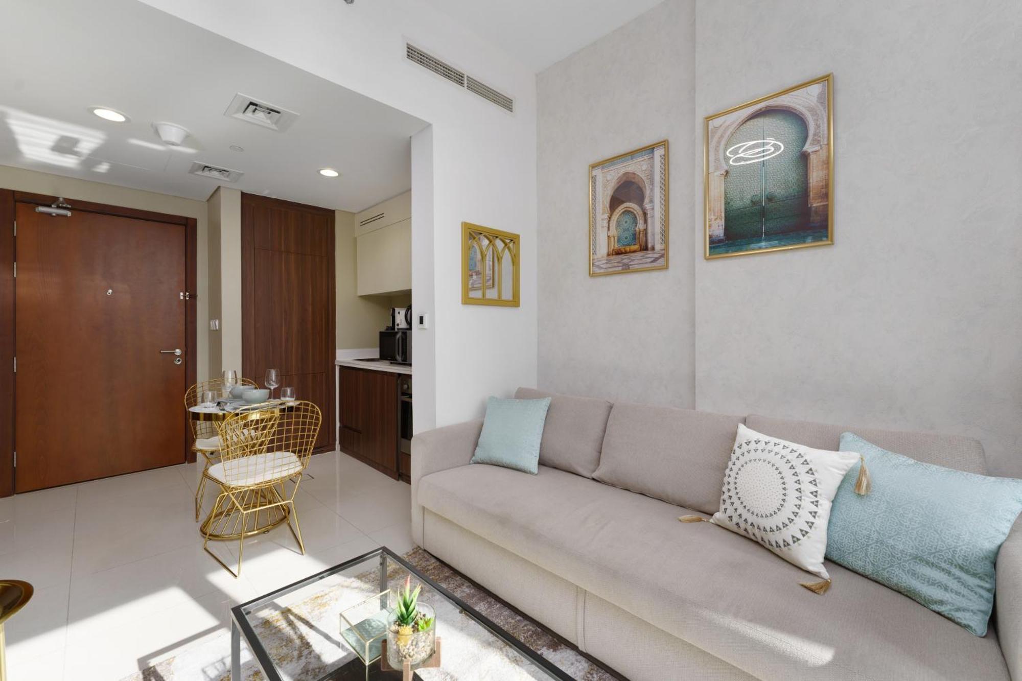 Contemporary With Burj Khalifa View Apartment